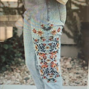 ISO Roolee Dazey Embroidered Jeans
